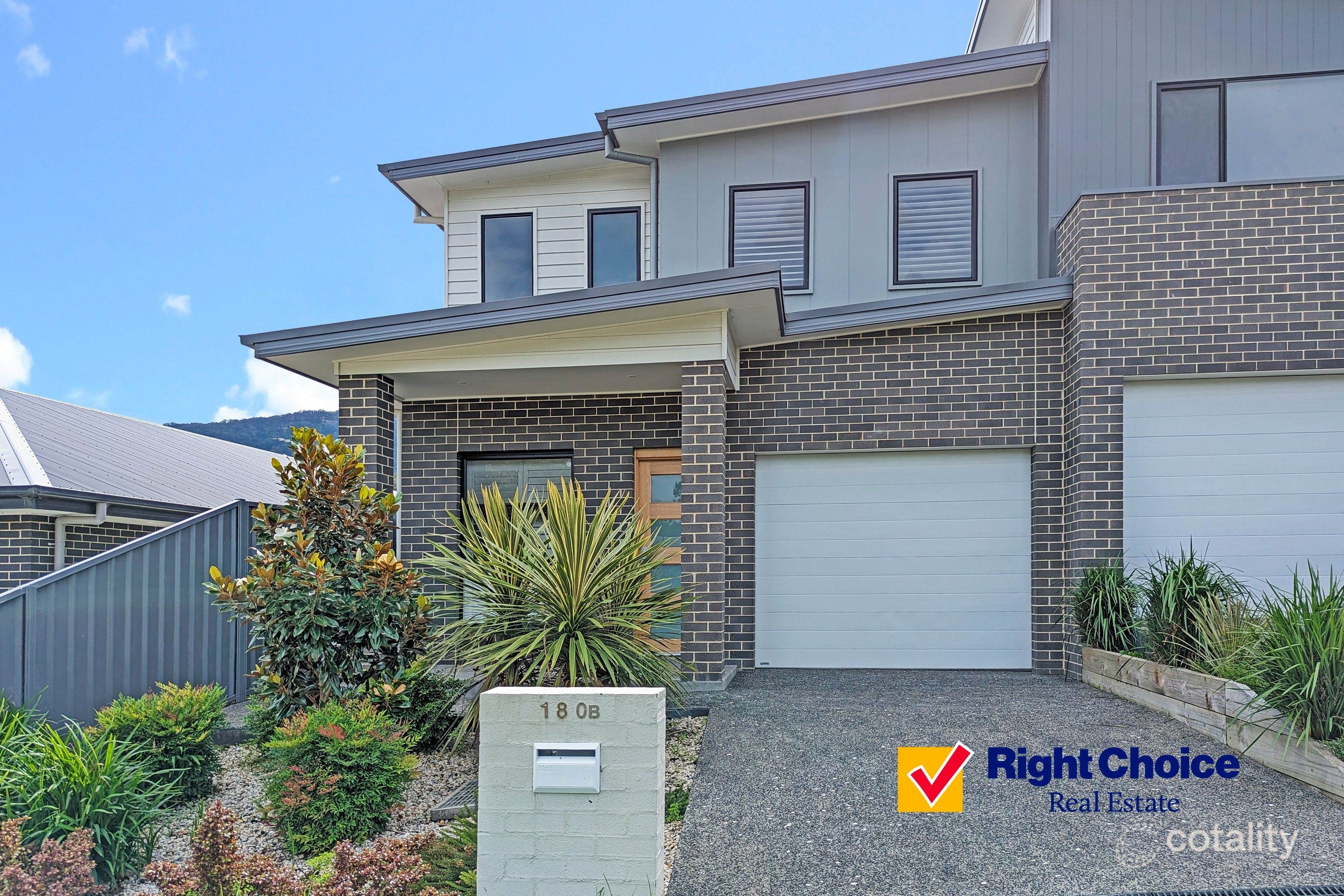 180b Sheaffes Rd, Stream Hill, NSW 2526