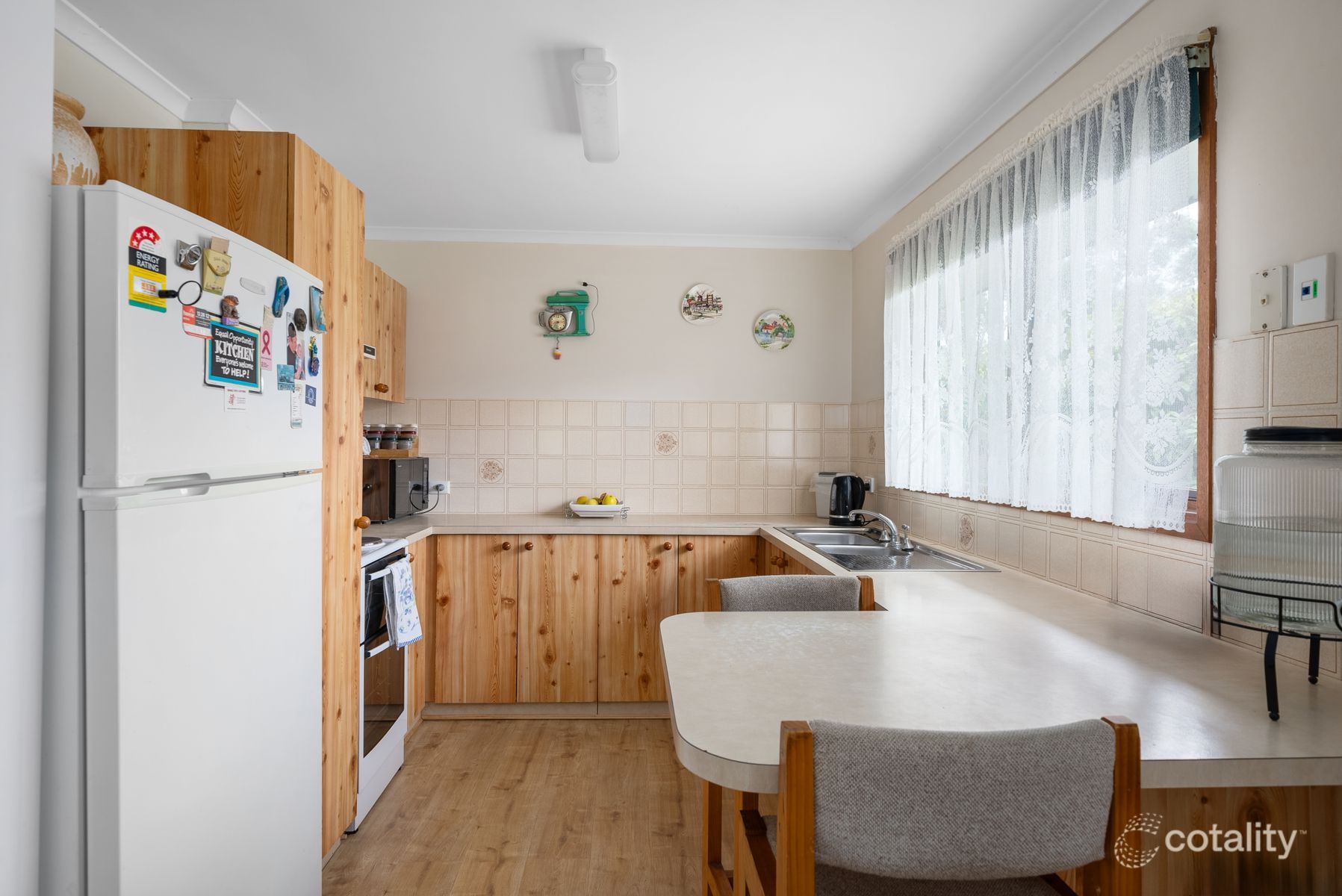 21 Winter St, Gordon, VIC 3345