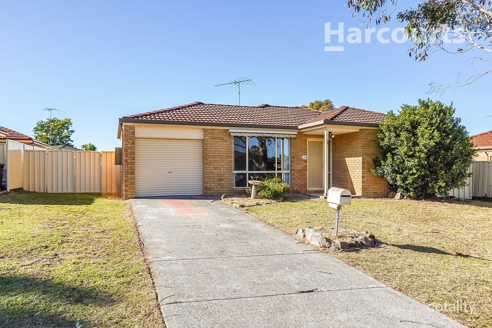 36 Potoroo Ave, St Helens Park, NSW 2560