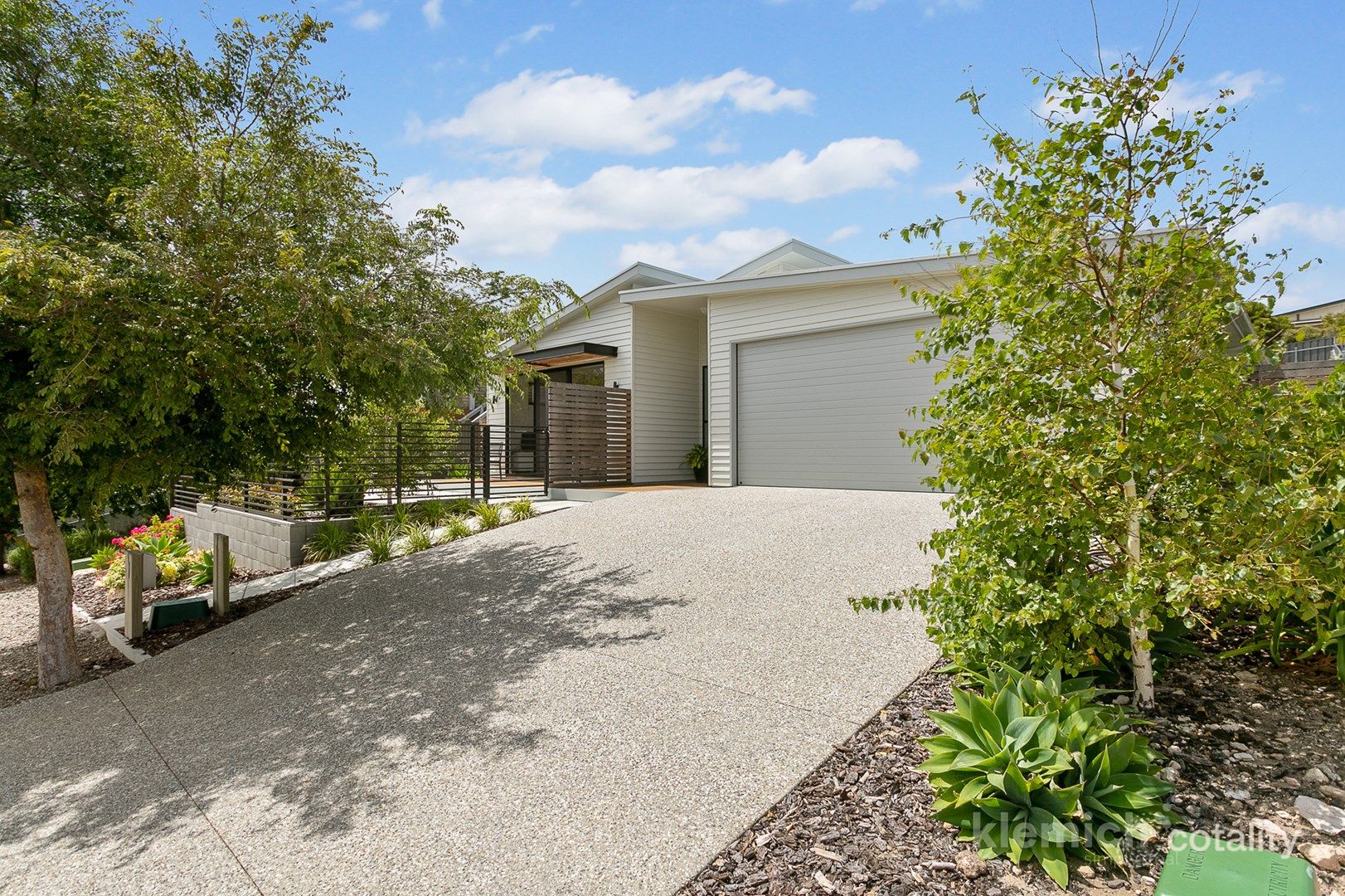 9 Watson Cres, Port Elliot, SA 5212