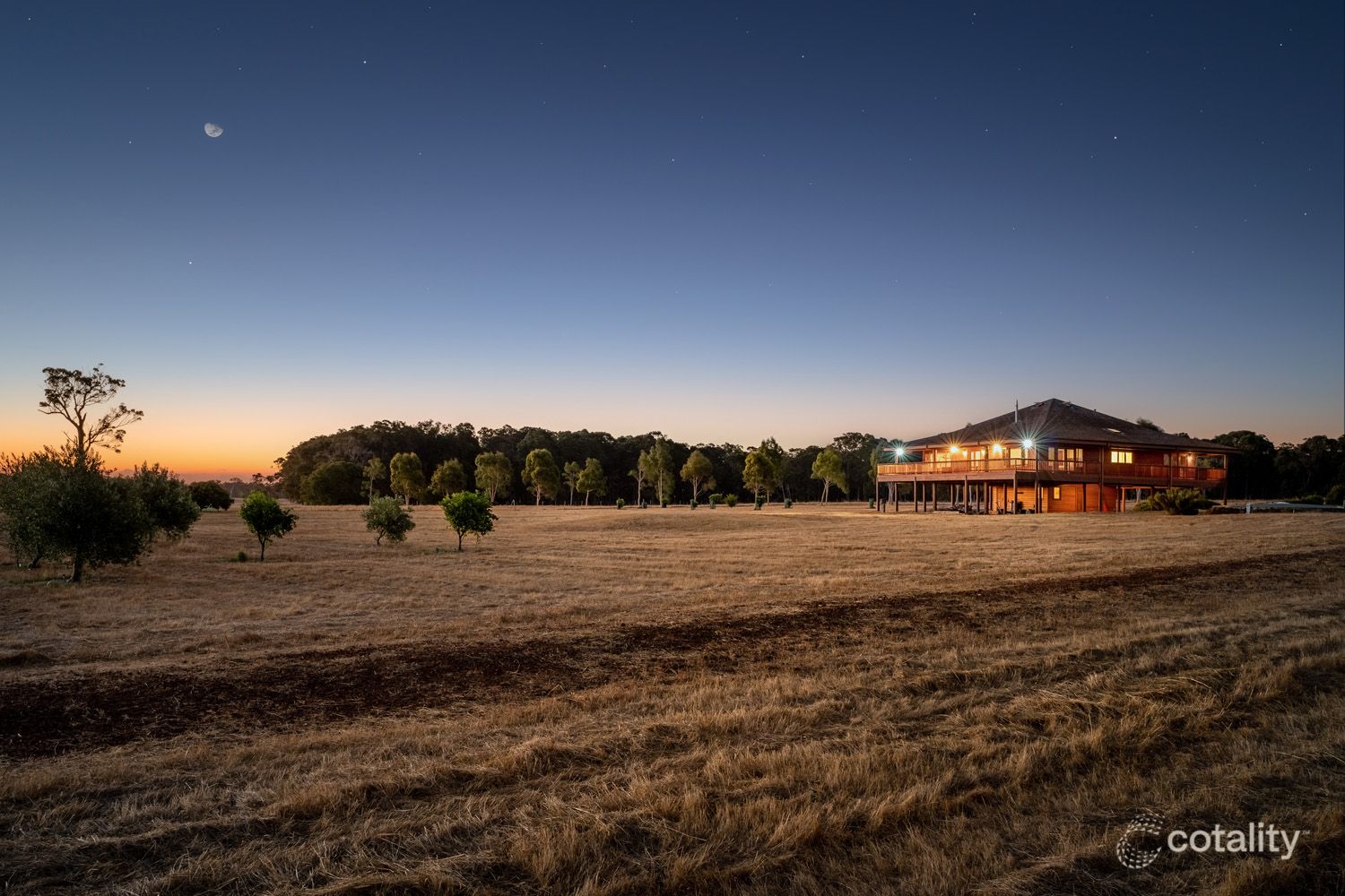 33 Barnett Gr, Cowaramup, WA 6284