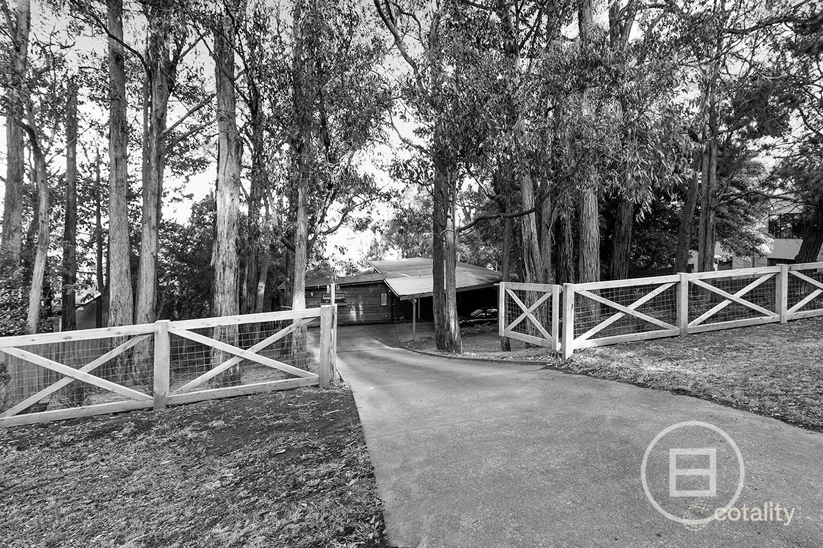 1020 Mornington-Flinders Rd, Red Hill, VIC 3937
