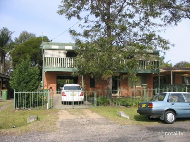 5 Chetwynd Ave, Berkeley Vale, NSW 2261
