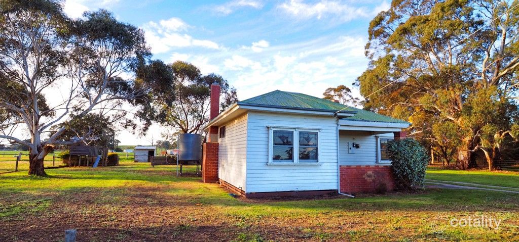 1655 Warrak Rd, Warrak, VIC 3377
