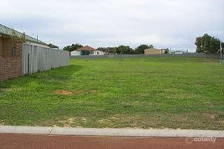 18 Broadbank Lane, Beachlands, WA 6530