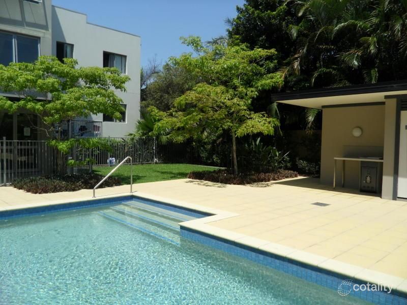 19/12-18 Bayview St, Runaway Bay, QLD 4216