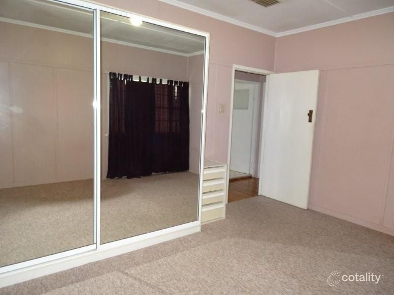 19 West St, Bluff, QLD 4702