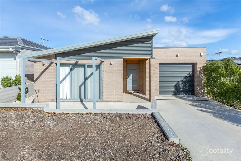57 Bieundurry St, Bonner, ACT 2914