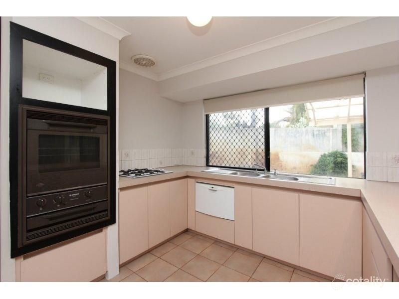 12 Headley Pl, Bayswater, WA 6053