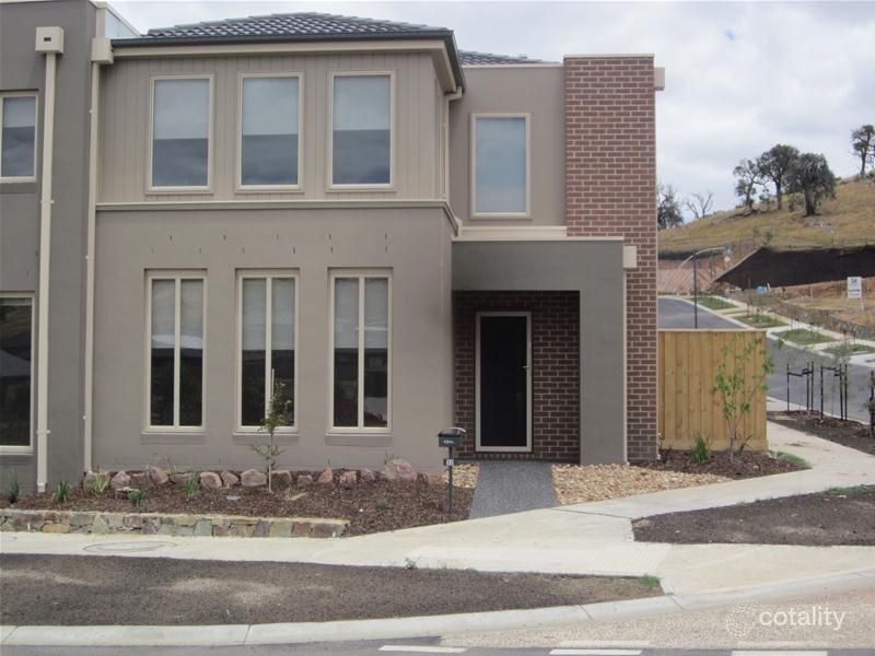 32 Palisades Bvd, South Morang, VIC 3752