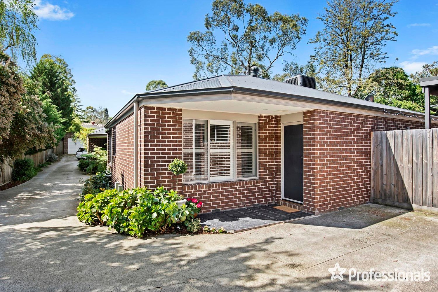 2/123 Lincoln Rd, Croydon, VIC 3136