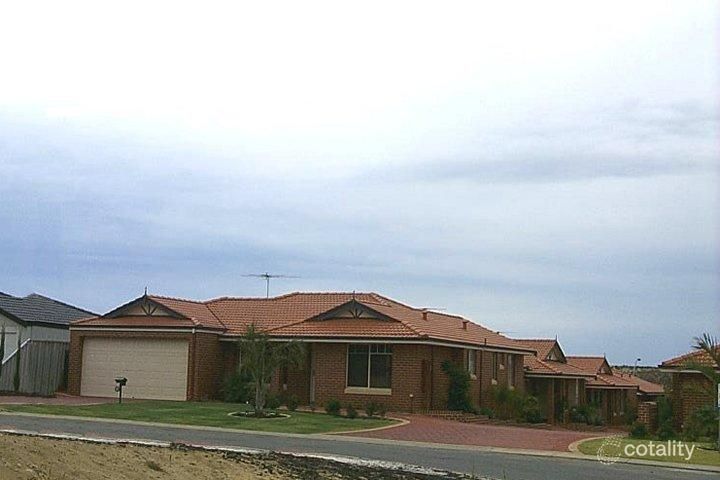 32 Geoff Russell Ave, Kinross, WA 6028
