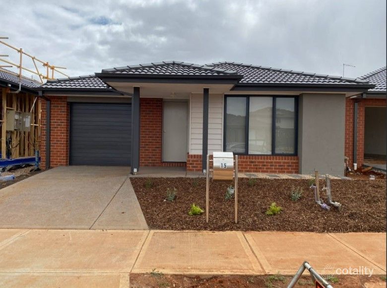 15 Innage Ave, Strathtulloh, VIC 3338