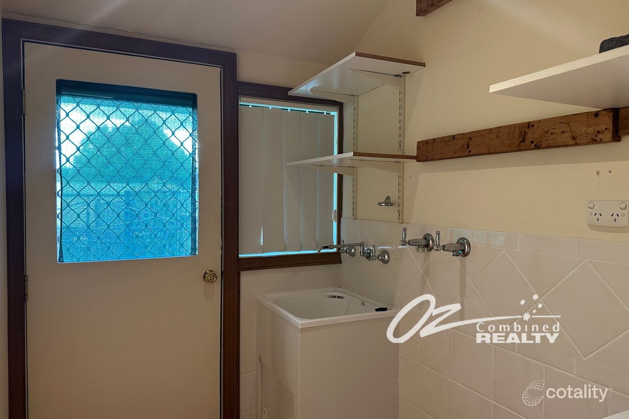 1 Tasman Rd, St Georges Basin, NSW 2540