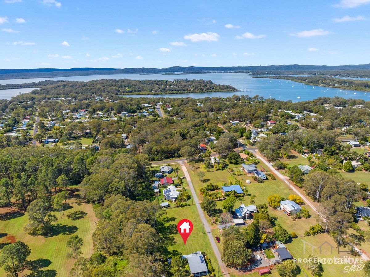 15 Frenchem Tce, Macleay Island, QLD 4184