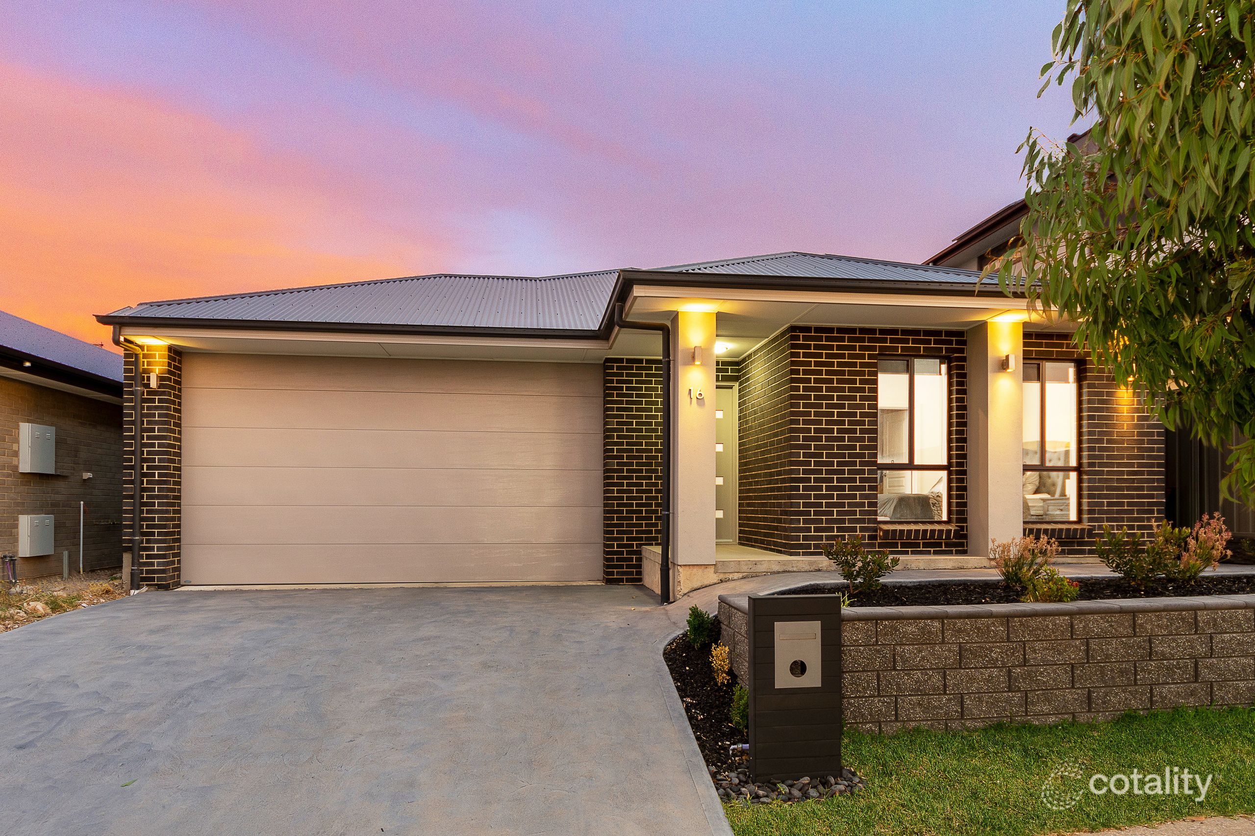 16 Goyder Rd, Seaford Heights, SA 5169
