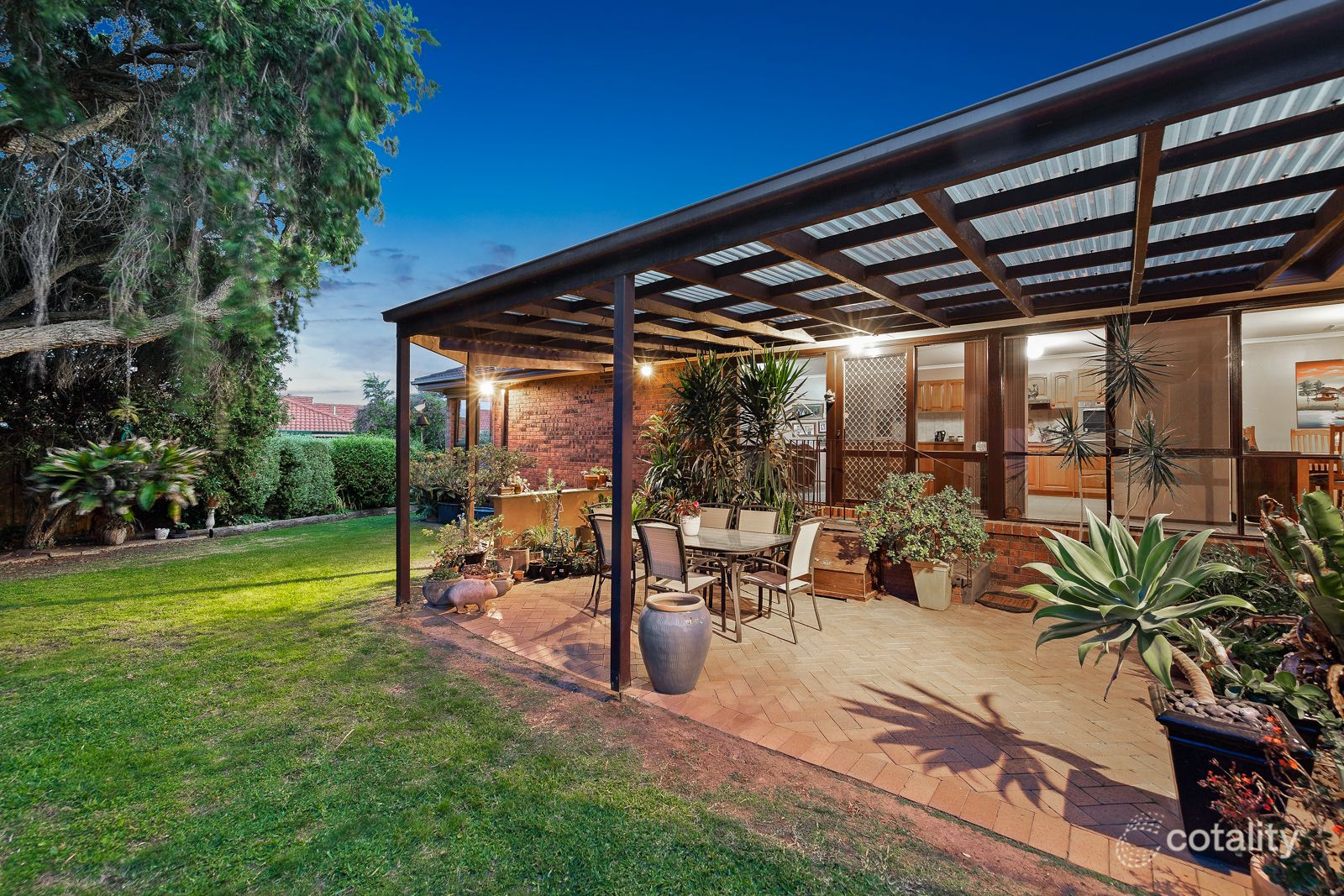 42 Mckeon Cct, Dandenong North, VIC 3175