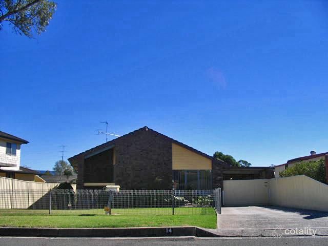 14 Oak St, Albion Park Rail, NSW 2527