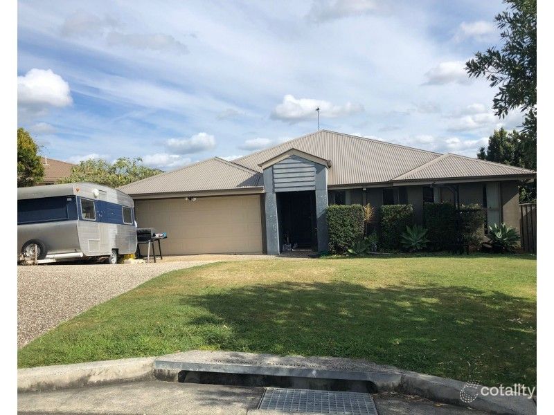 11 Codrington Cct, Pacific Pines, QLD 4211