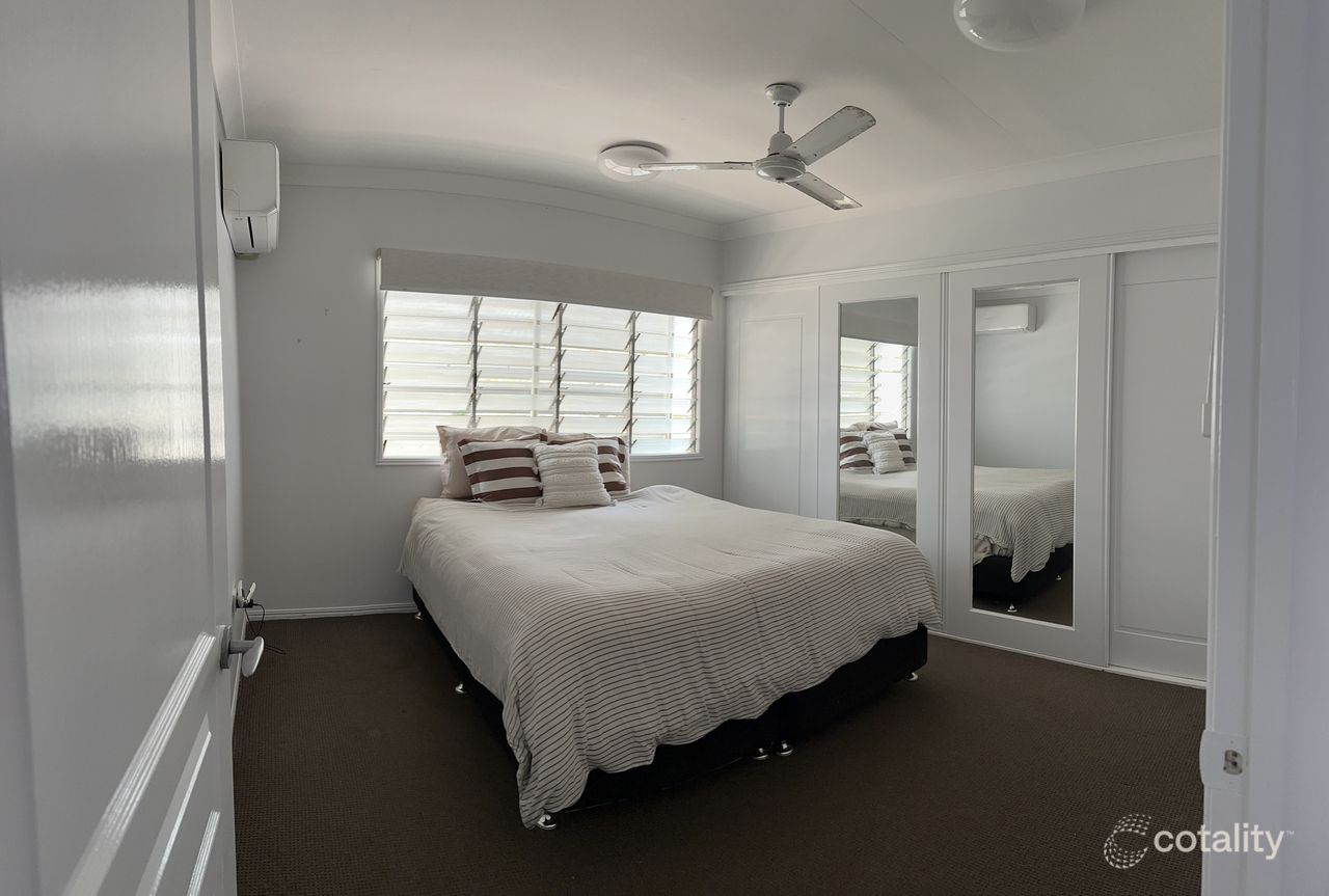 33 Davidson St, Cooee Bay, QLD 4703