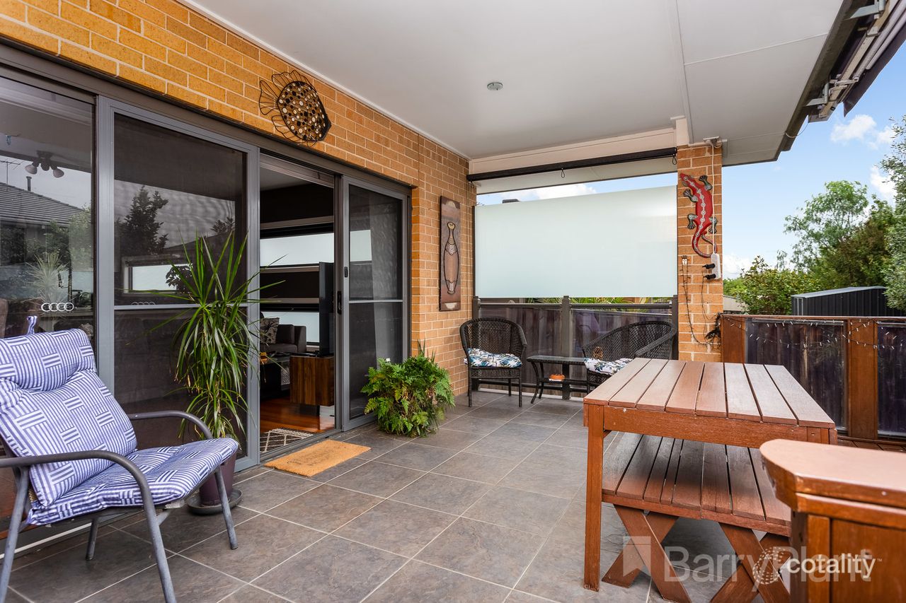 27 Middle Park Dr, Point Cook, VIC 3030
