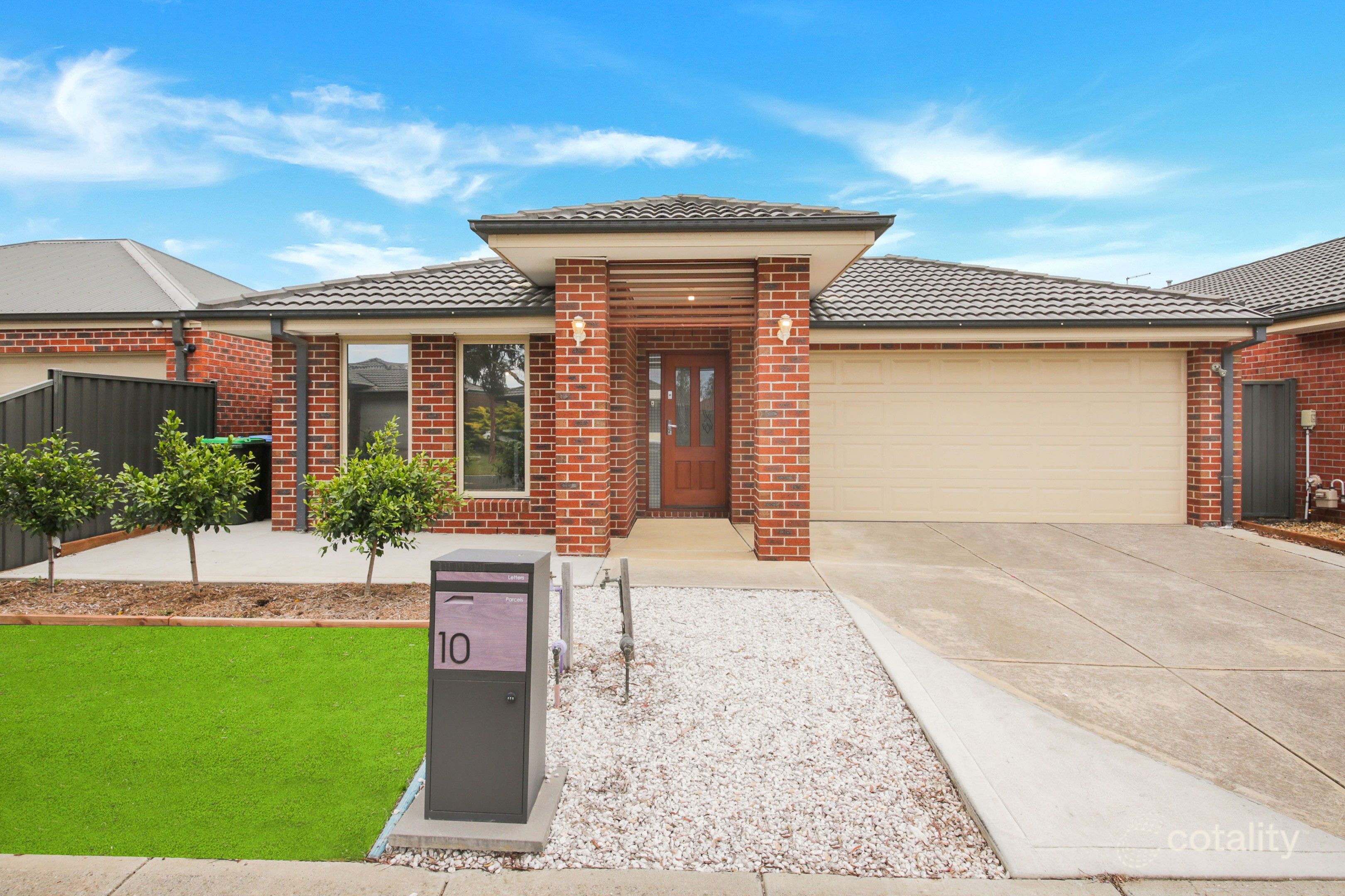 10 Heathcote Rd, Manor Lakes, VIC 3024