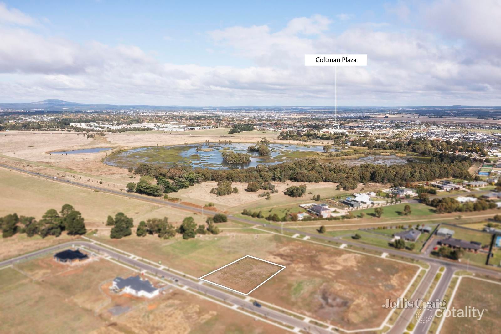 6 Parrwang Cres, Cardigan, VIC 3352