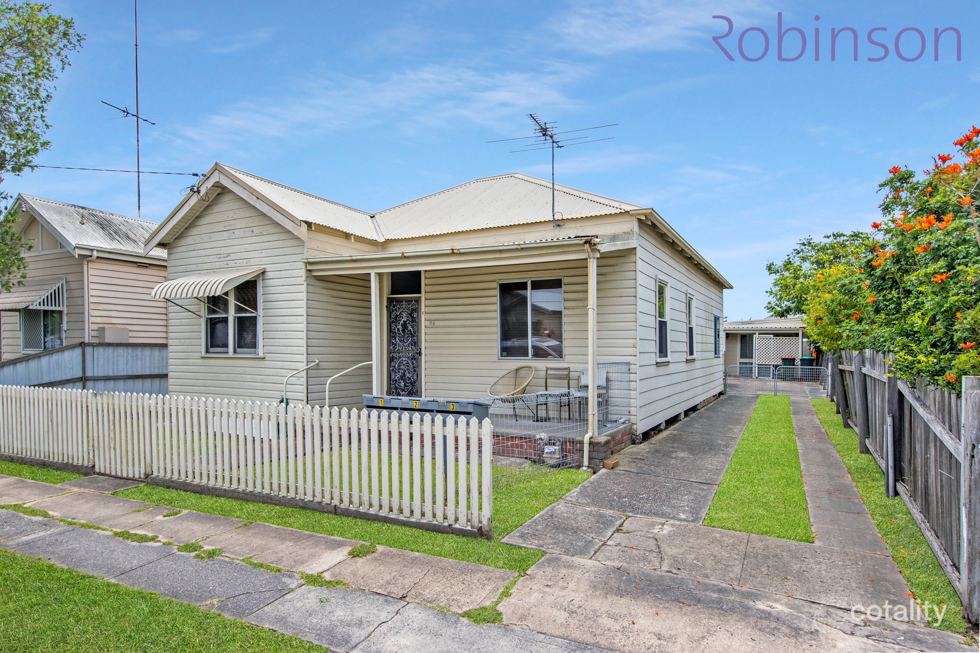 28 Valencia St, Mayfield, NSW 2304