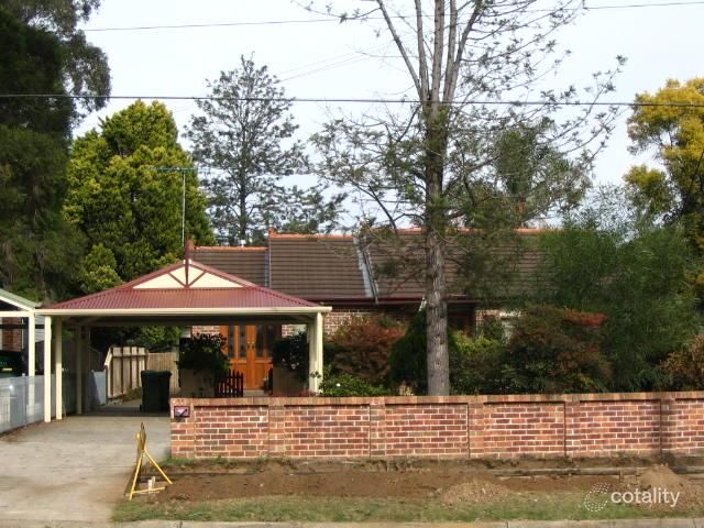 35 Barangaroo Rd, Toongabbie, NSW 2146