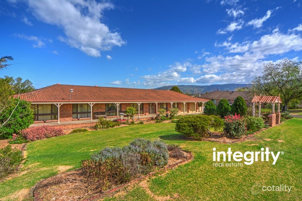 11 Rouse Ave, Cambewarra Village, NSW 2540