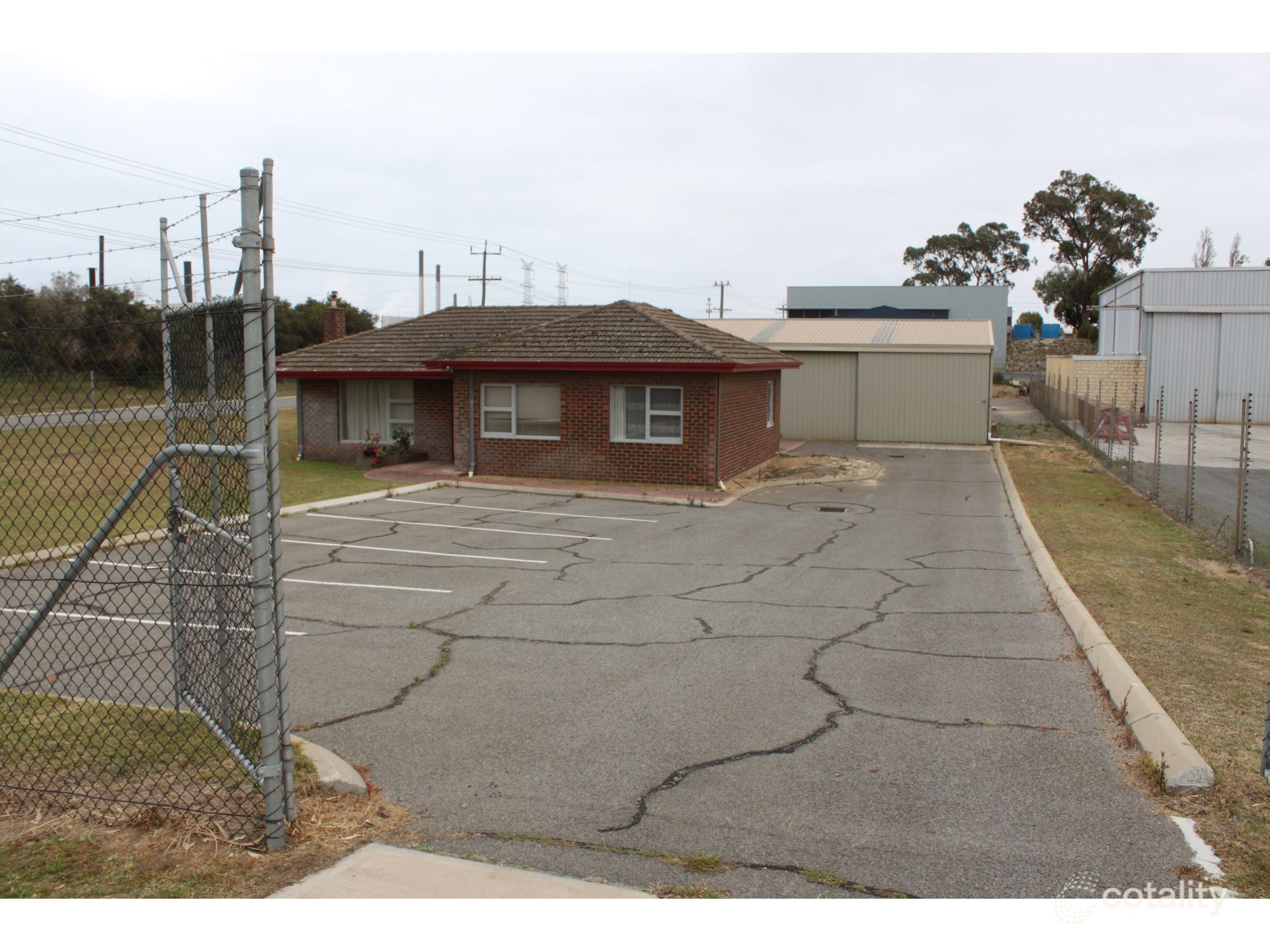 41 Weston St, Naval Base, WA 6165