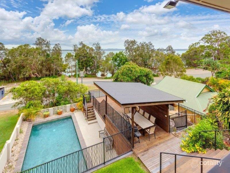 52 Woongar St, Boreen Point, QLD 4565
