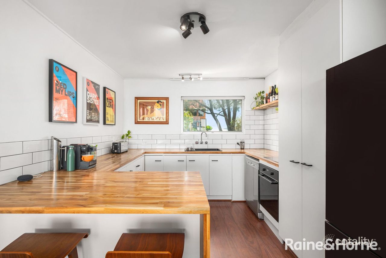 4/64 Swann Rd, Taringa, QLD 4068