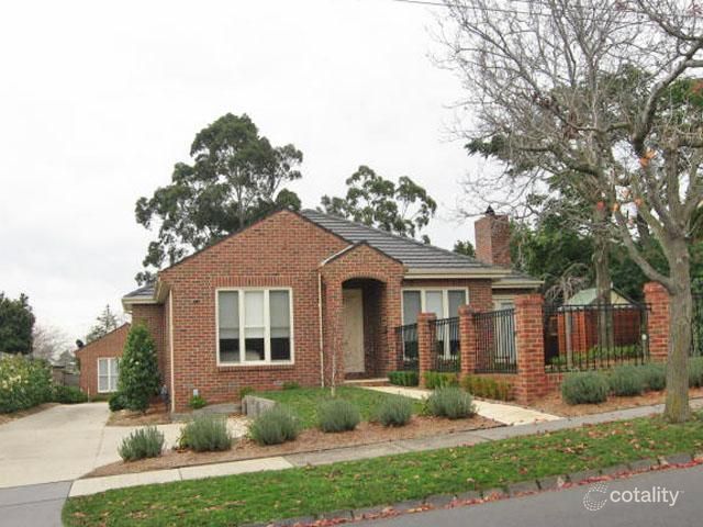 1/7 St Georges Cres, Ashburton, VIC 3147