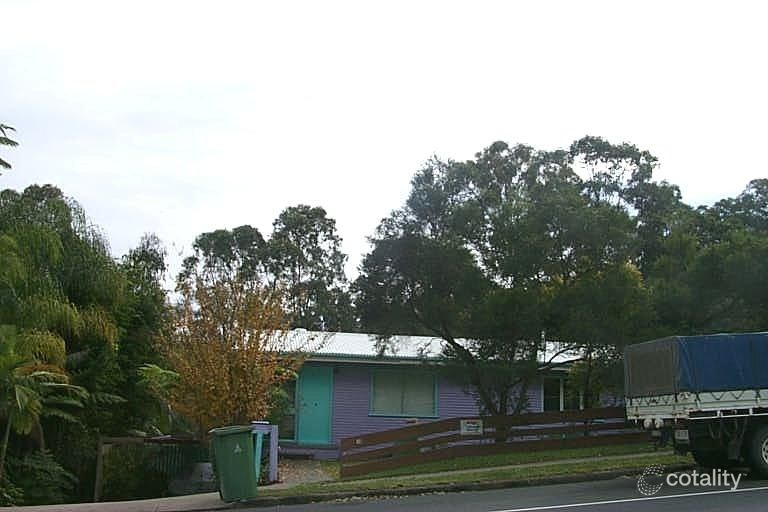 13 Park Rd, Ferny Hills, QLD 4055