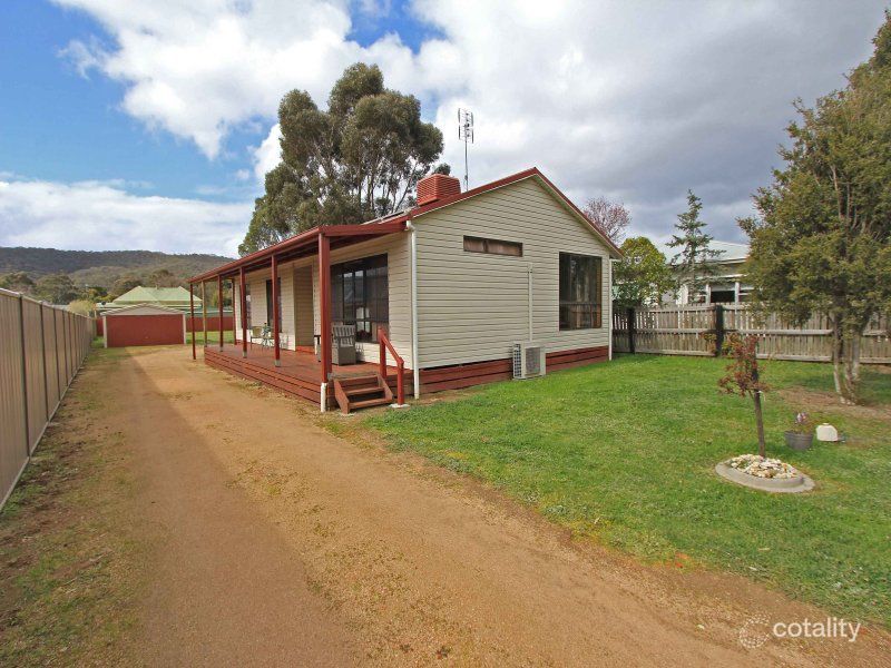 26 Hospital St, Heathcote, VIC 3523