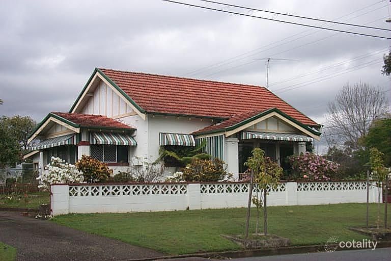 1 Garden Gr, Ashgrove, QLD 4060