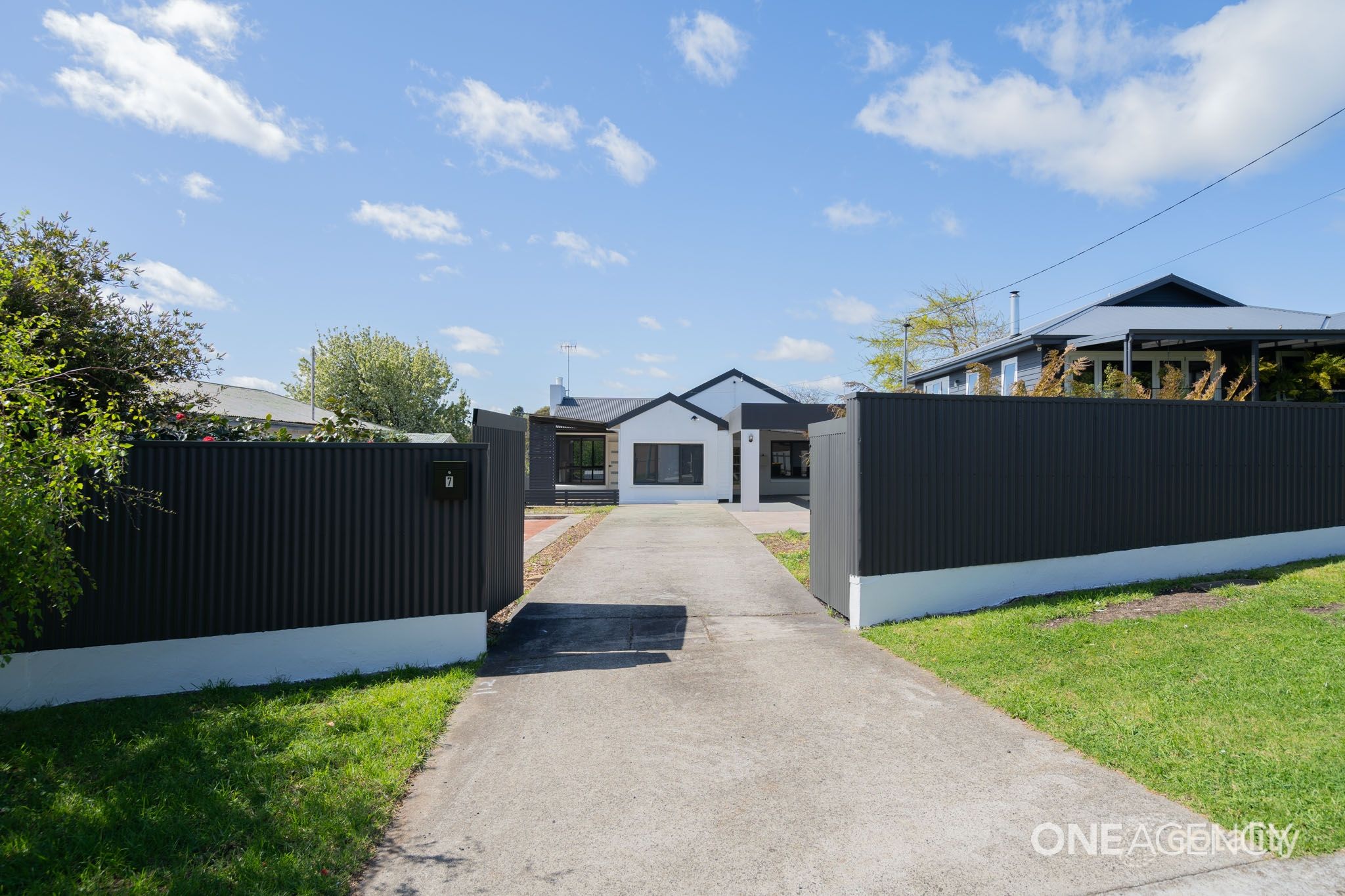 7 Malunna Cres, Parklands, TAS 7320