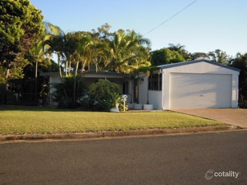 5 Risien St, Norman Gardens, QLD 4701