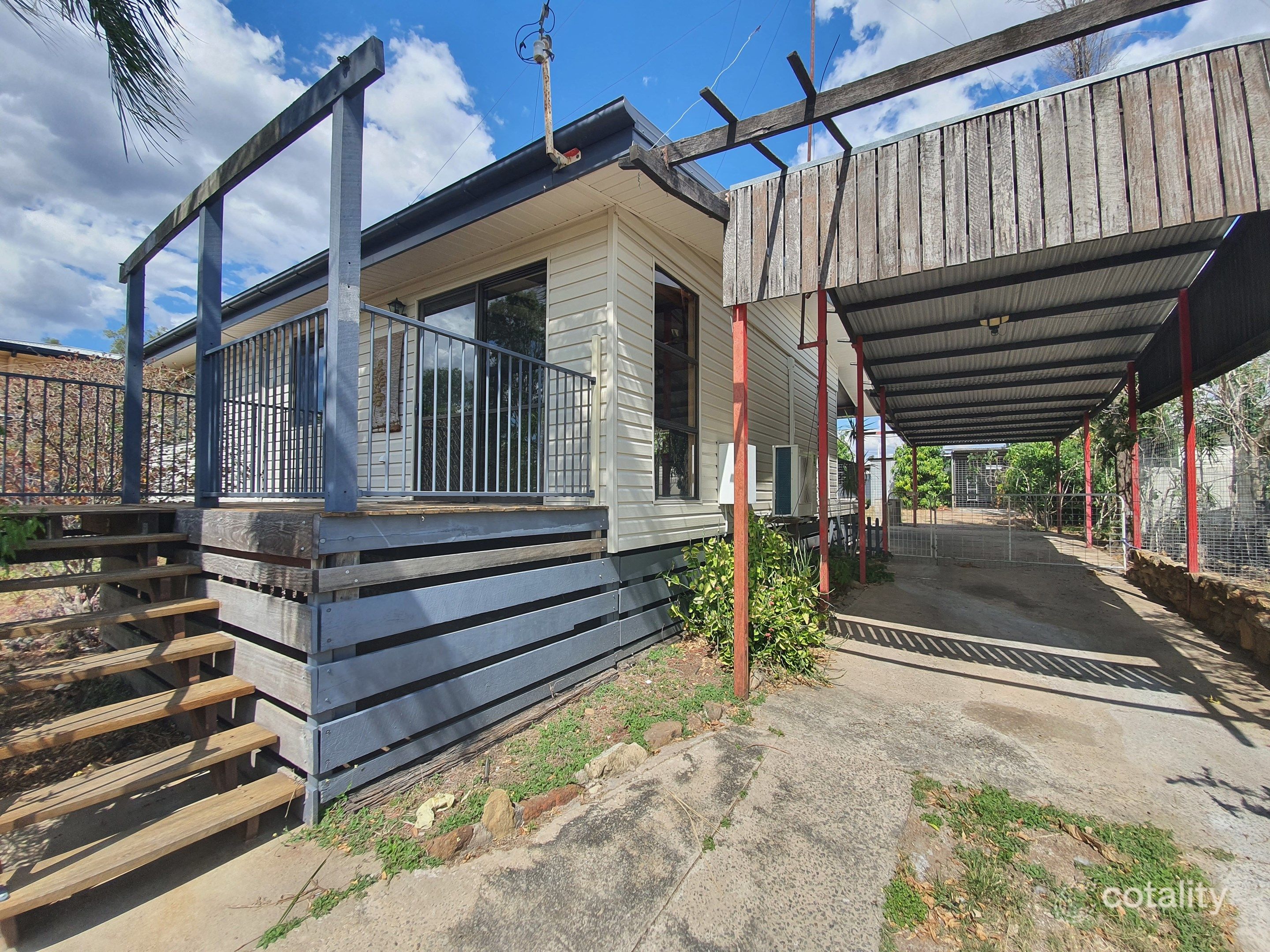 50 King St, Moura, QLD 4718