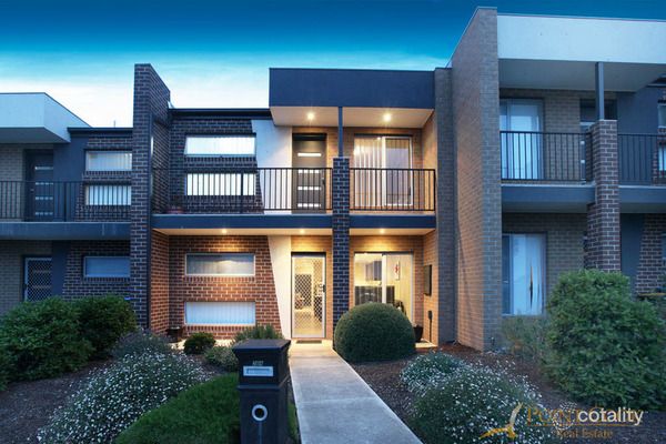 264 Boardwalk Bvd, Point Cook, VIC 3030