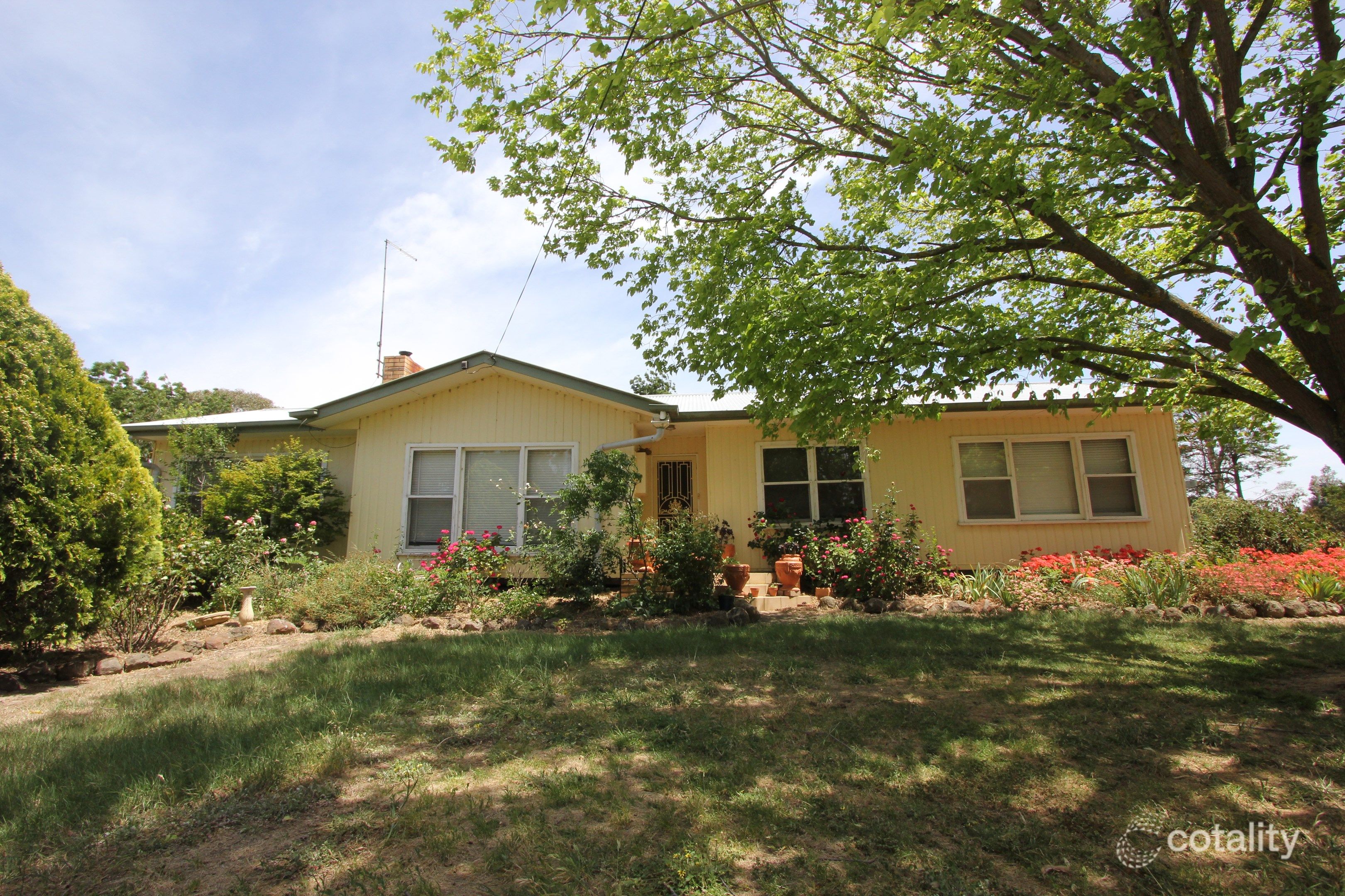 682 Linton-Mannibadar Rd, Mannibadar, VIC 3360