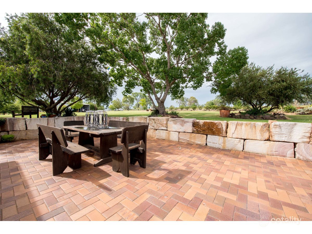 523 Southbrook Felton Rd, Southbrook, QLD 4363