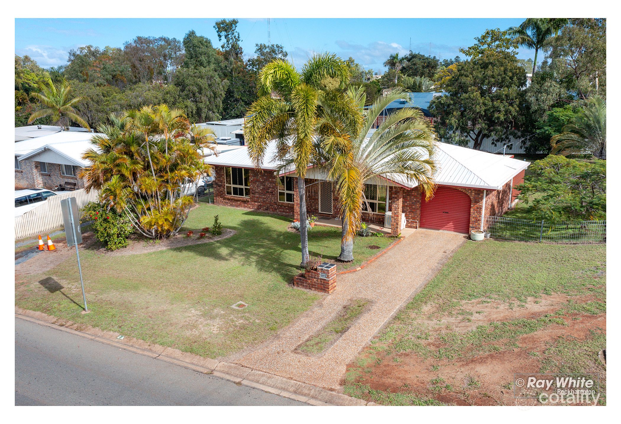 2a Buxton Dr, Gracemere, QLD 4702