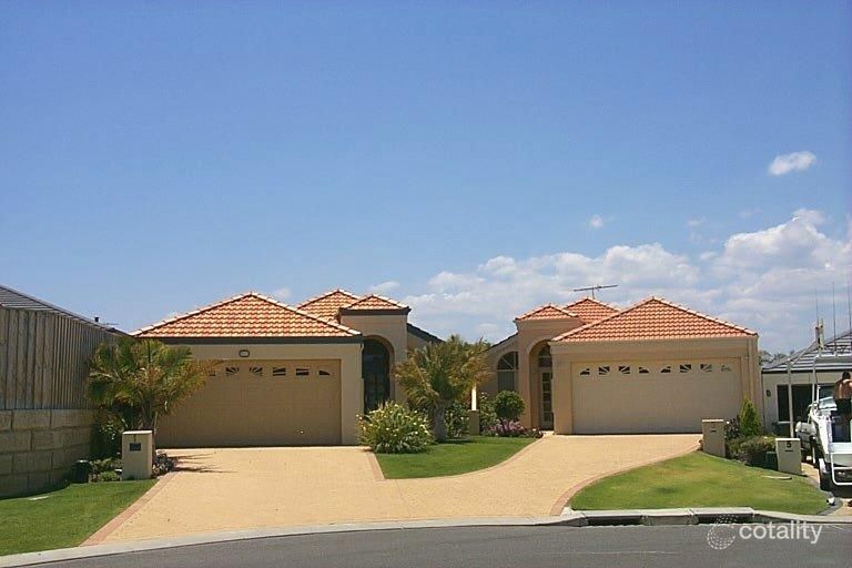 1 Kirra Ct, Hillarys, WA 6025