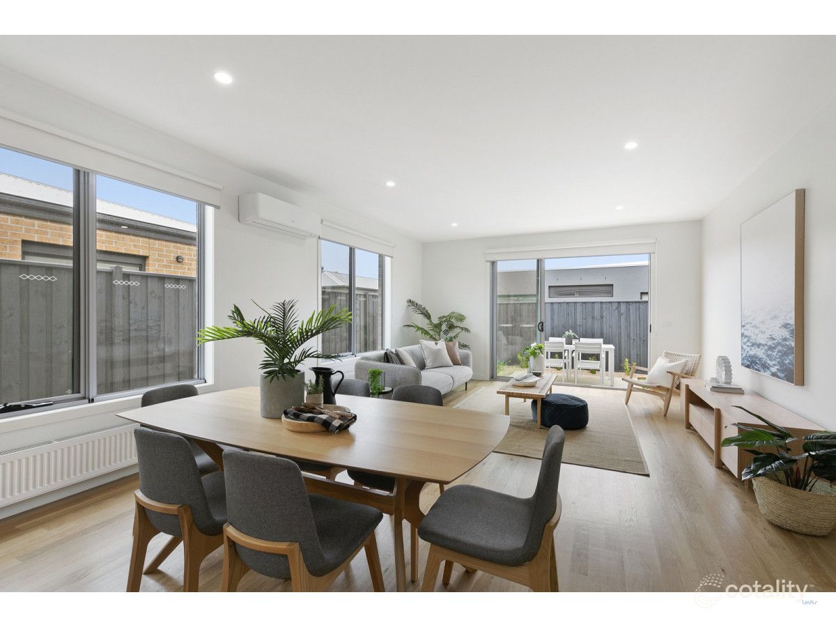 27 Taylor St, Torquay, VIC 3228