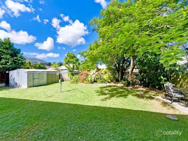 16 Ruff St, Norman Gardens, QLD 4701