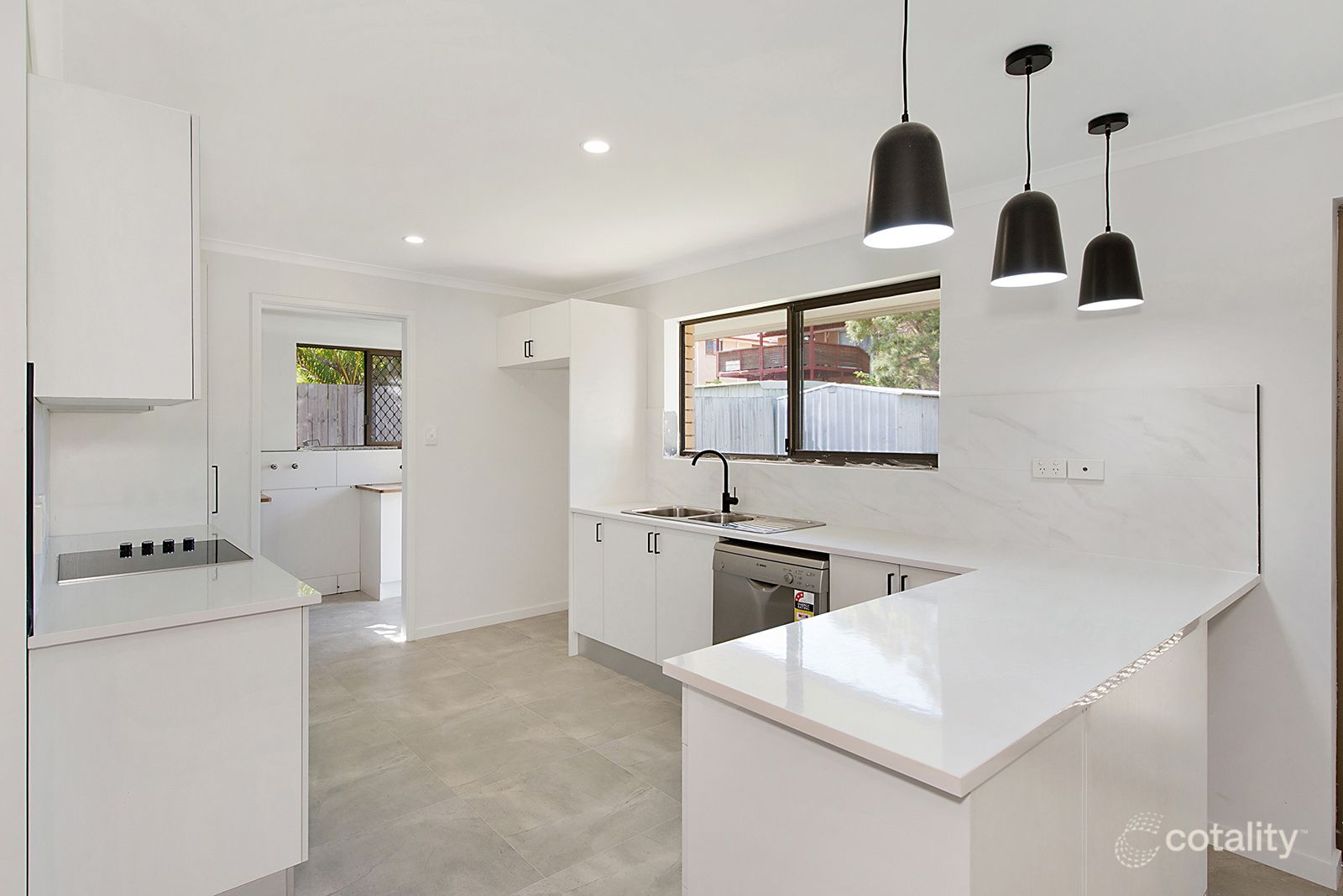 50 Sherborne St, Carindale, QLD 4152