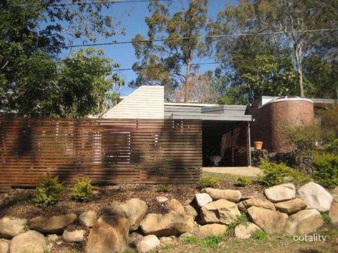 22 Kewarra, Kenmore, QLD 4069