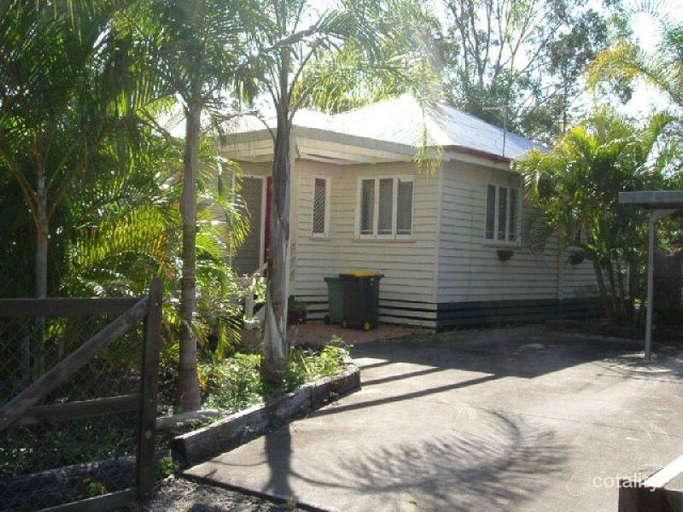 27 Mackay St, Caboolture, QLD 4510